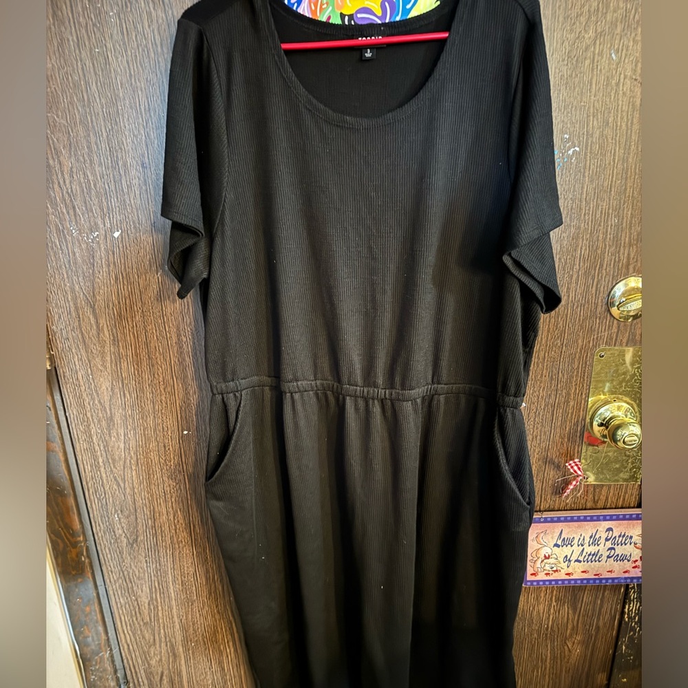 Womens torrid black dress size 3